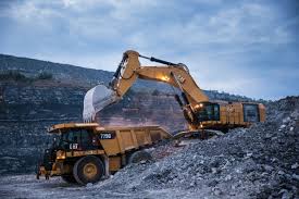 Alquiler de maquinaria pesada y equipos